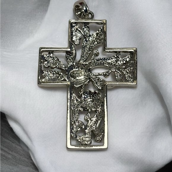 Kirks Folly Silver Tone Crystal Floral Design Cross Pendant 2-1/4” - Picture 2 of 5
